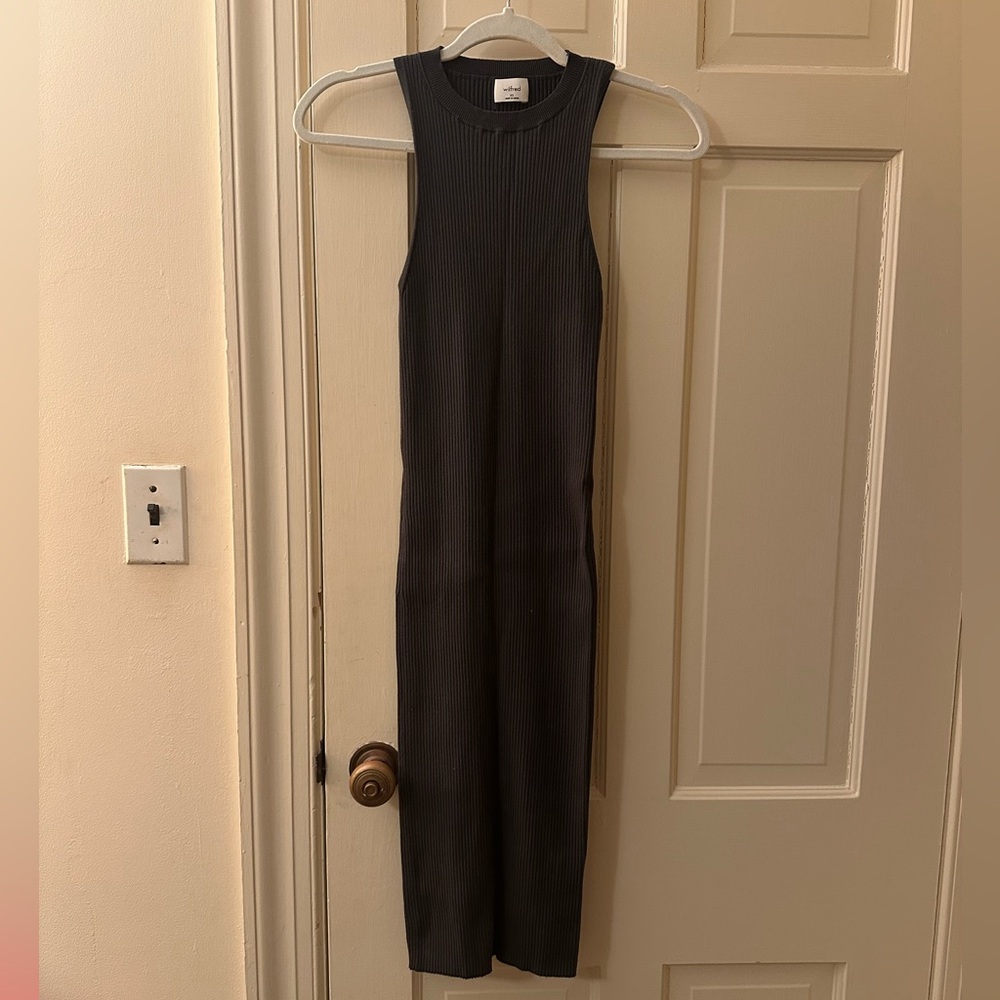 Aritzia Wilfred Rib Midi Dress